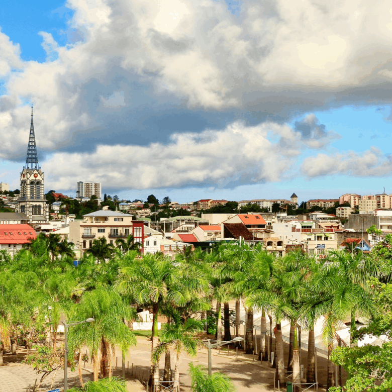 Acheter ou investir en Martinique : les zones les plus recherchées selon votre projet